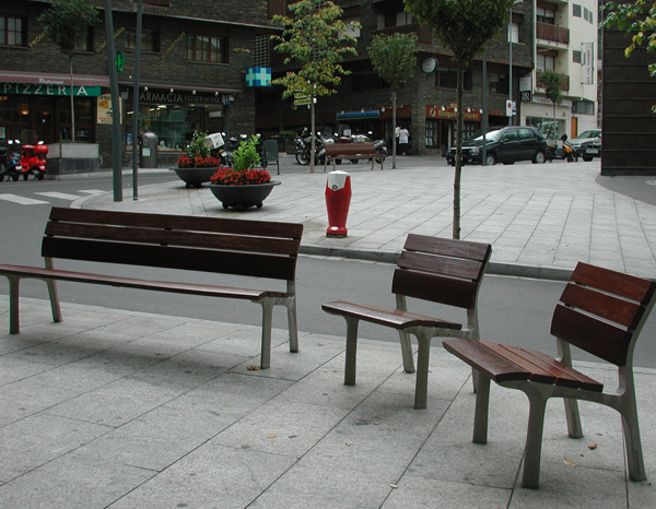 Image of Neoromantico Classico bænk product