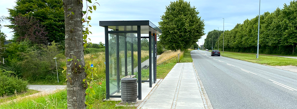 Image of Aarhus Kommune valgte Biobag Zenzos stilrene og praktiske busskure 